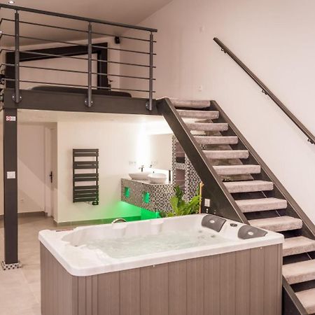 Mezza 47 Spa Precy-sur-Oise Exterior photo